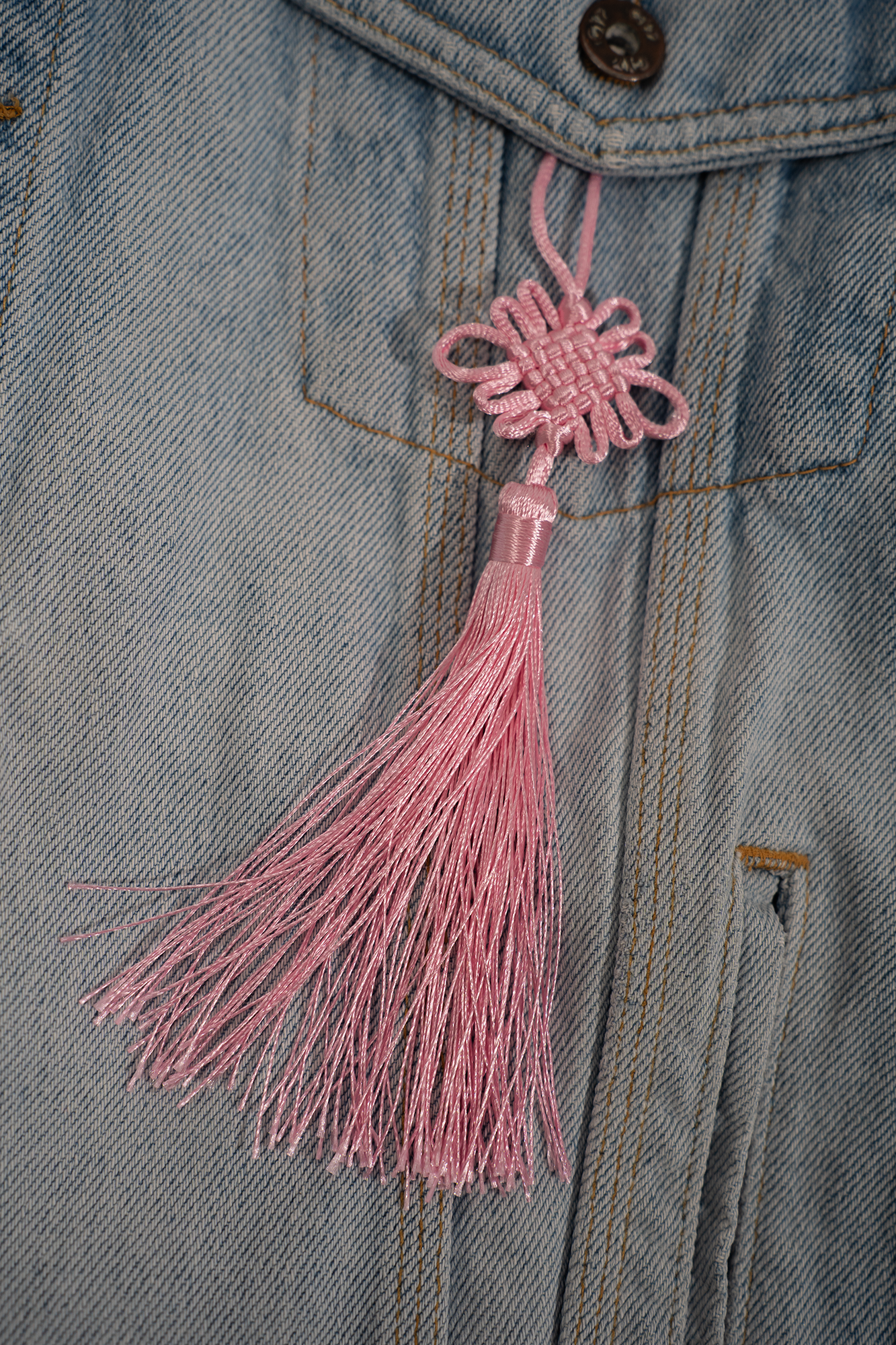 Blossom Revival – Upcycled Denim Jacket blue 🌸