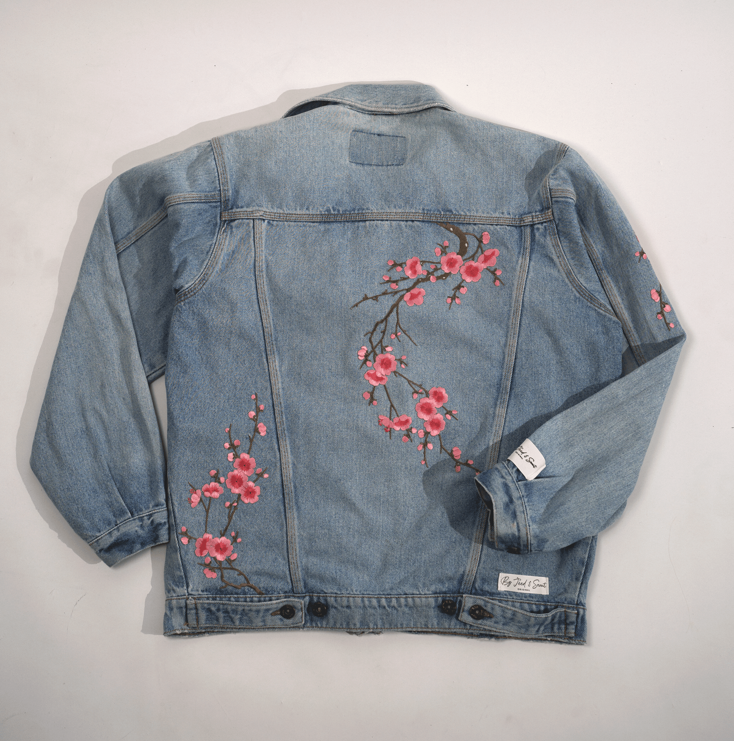Blossom Revival – Upcycled Denim Jacket blue 🌸